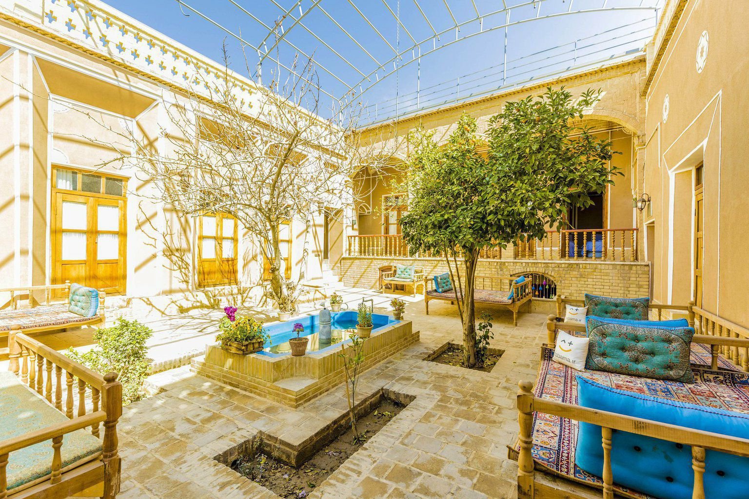 اقامتگاه سنتی گنجه - واحد شهریار