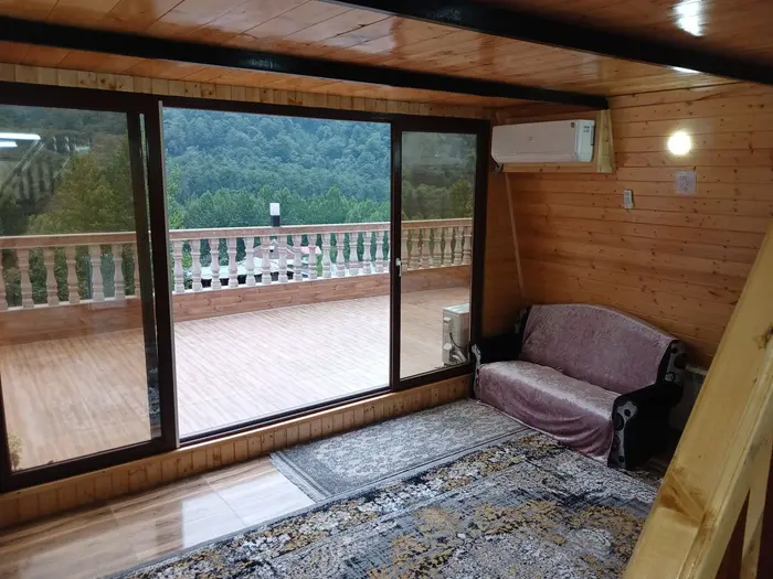 کلبه دوخوابه سوئیسی جکوزی دار لفور اسپوک