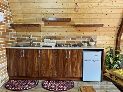 کلبه یک خوابه سوئیسی محدثه