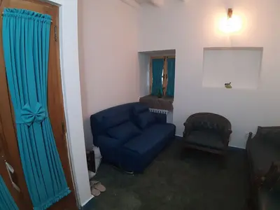 اقامتگاه سنتی سه خوابه گفت و گوی