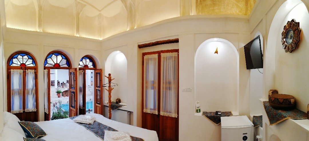 اقامتگاه سنتی سرای صباغیان - واحد ترمه سه دری 205