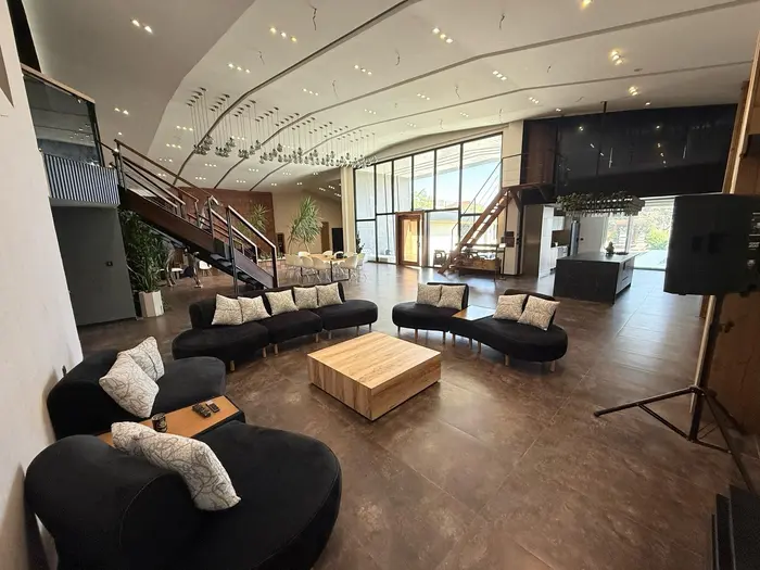 ویلا پنج خوابه استخردار آبگرم کاج 25