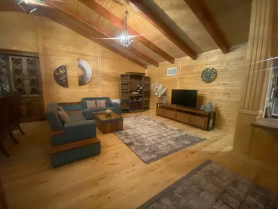 ویلا سه خوابه استخردار آبگرم مروارید آوی