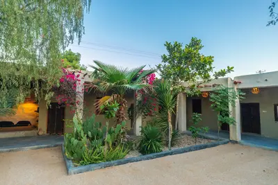 بومگردی هفت رنگو - واحد دوبلکس کنار