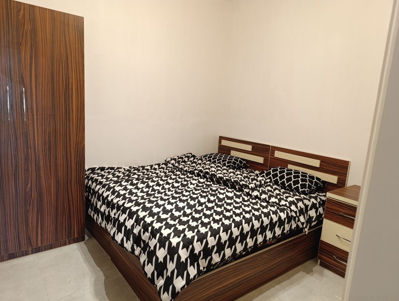 سوئیت یک خوابه درنا واحد ۶