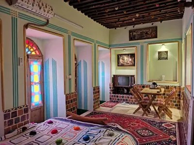 بومگردی سوفرا - واحد گل دوسی