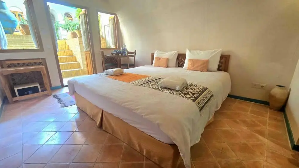 اقامتگاه سنتی اشکوب - واحد دوتخته دبل حیاط