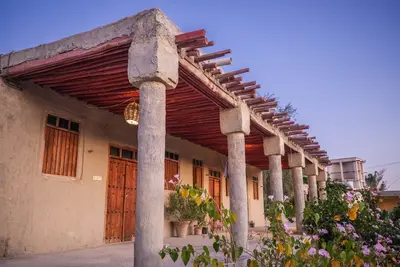 بومگردی هفت رنگو - واحد دوبلکس کنار