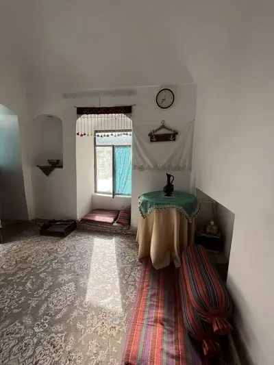 بومگردی جیران - واحد ترانه