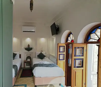 اقامتگاه سنتی سرای صباغیان - واحد گوهر سه دری