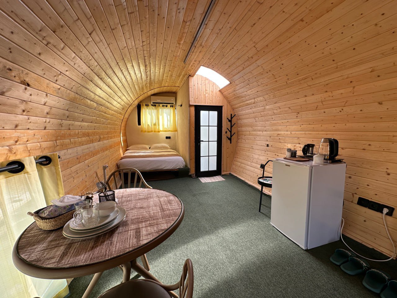 یک خوابه چوبی ورگانو