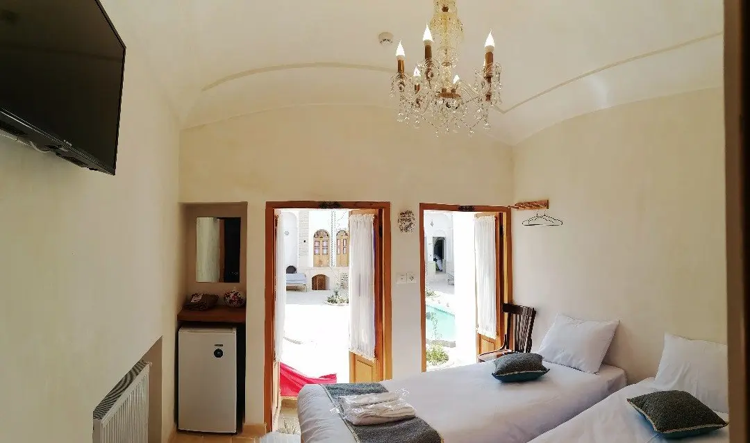 اقامتگاه سنتی سرای صباغیان - واحد ترنج ۲۱۱