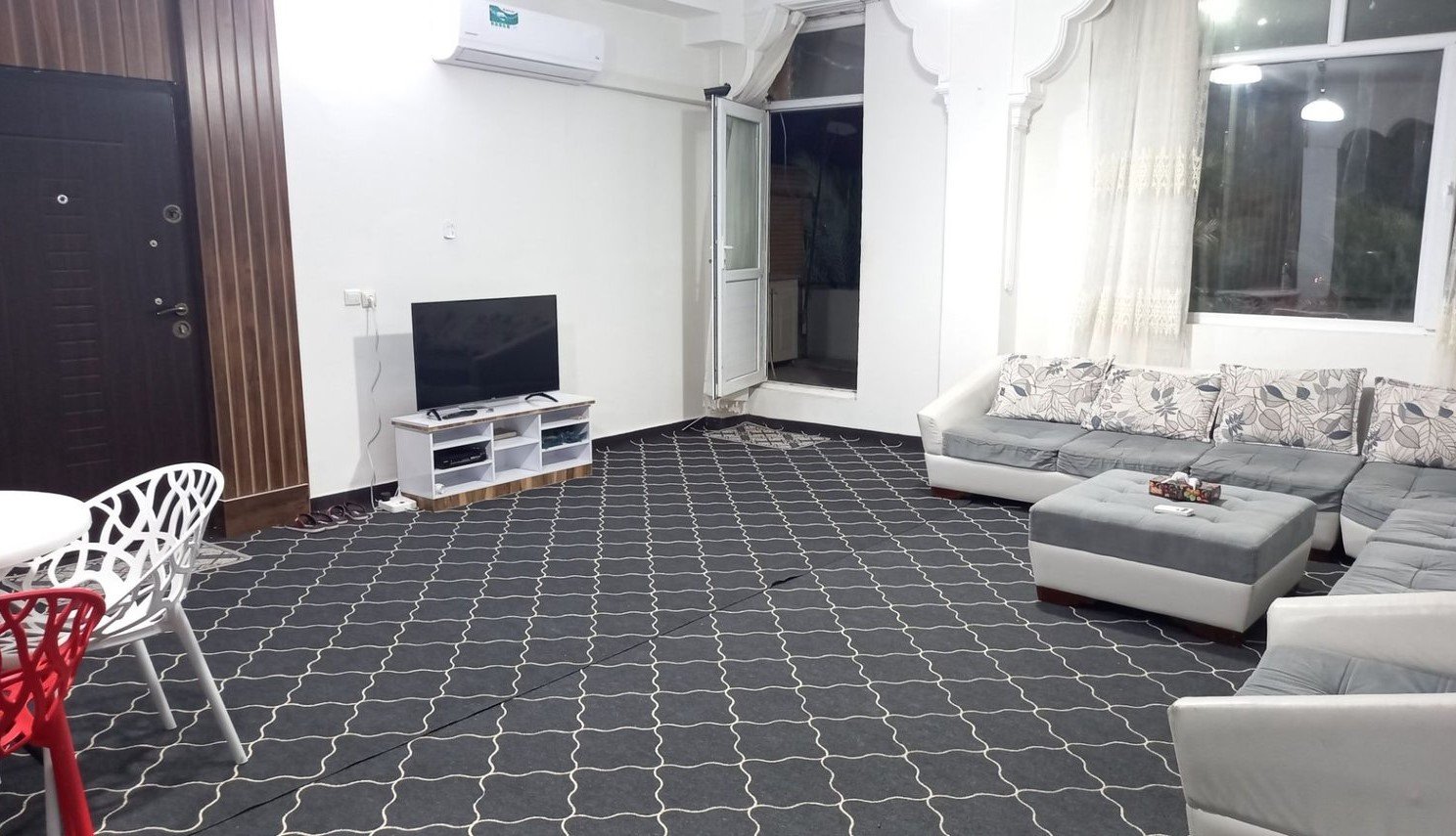 آپارتمان دوخوابه ساحلی ایلیا 1