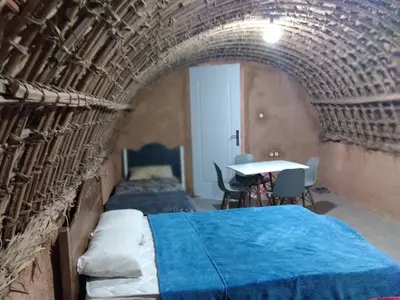 بومگردی دنج - واحد مداد رنگی