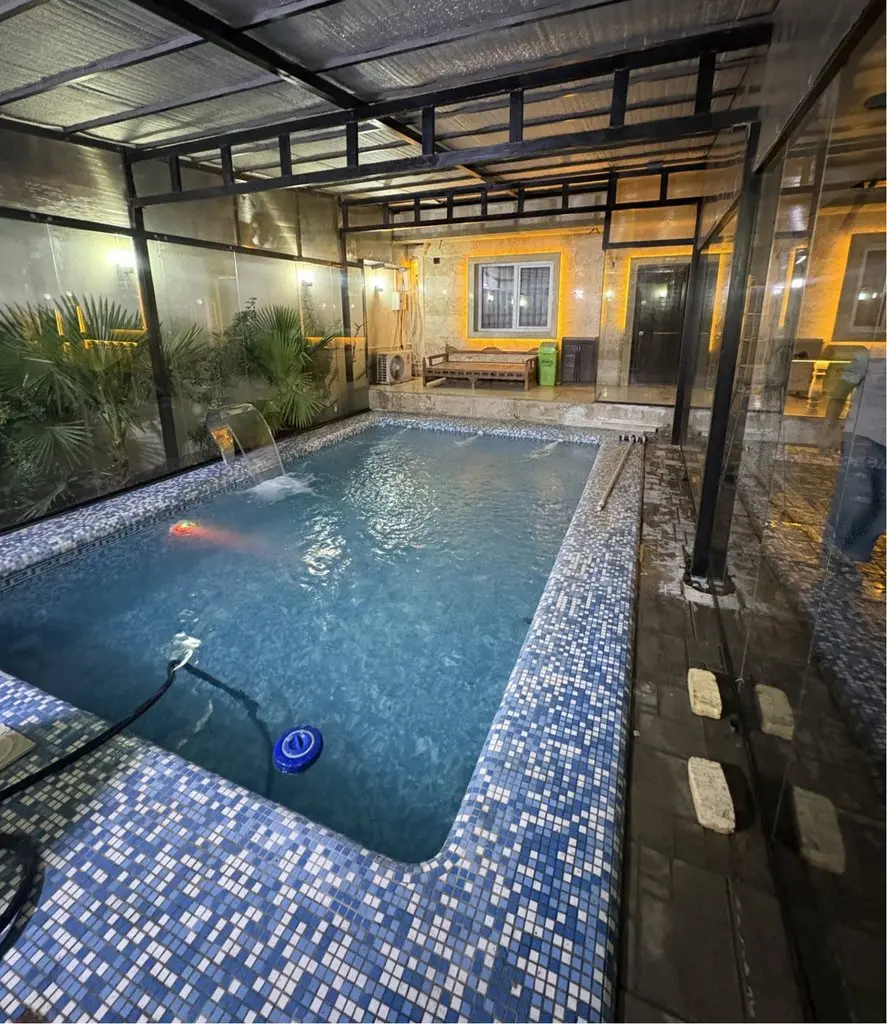 ویلا یک خوابه استخردار آبگرم باغ آرش