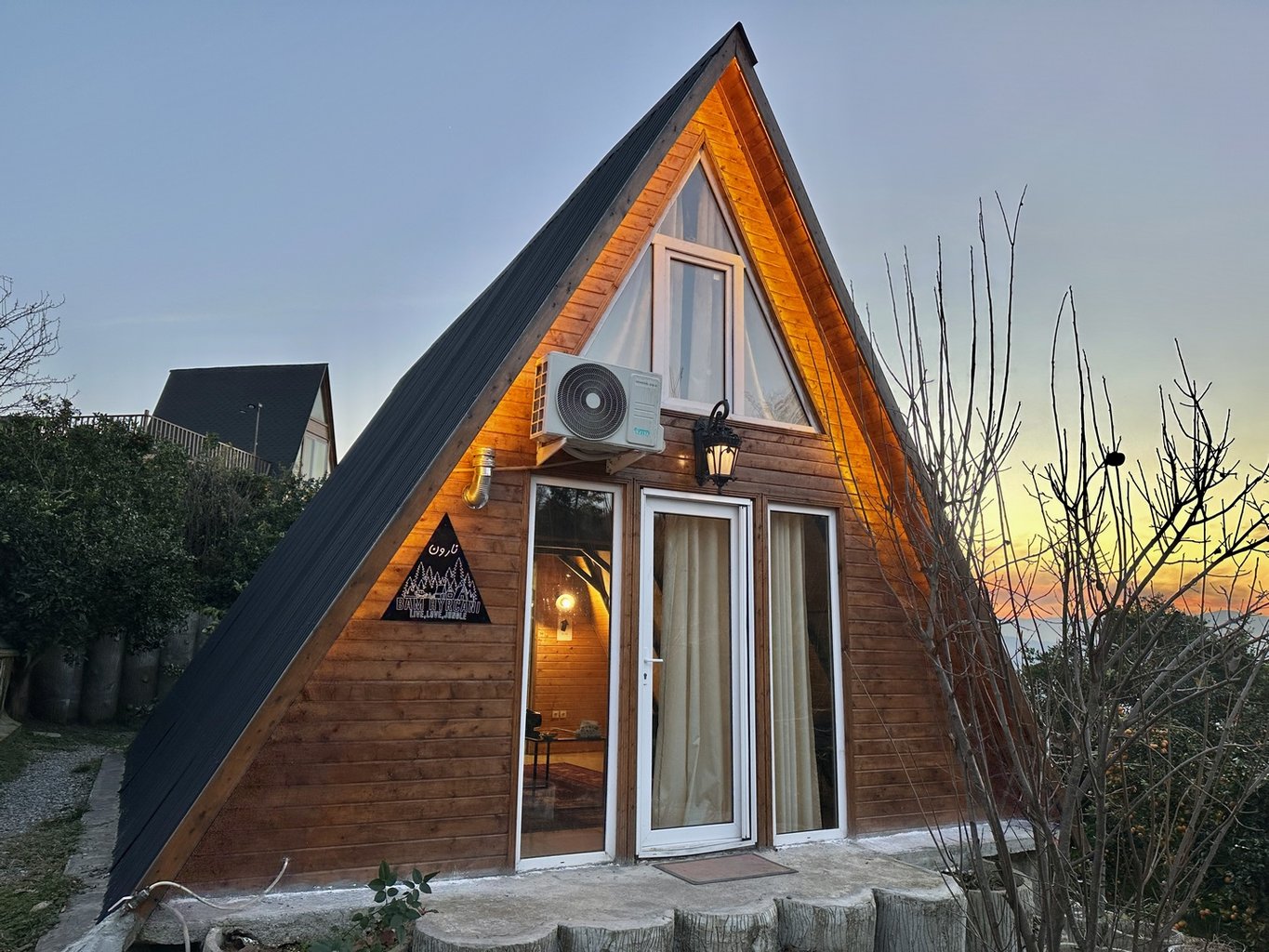 دنسه بام هیرکانی - واحد نارون