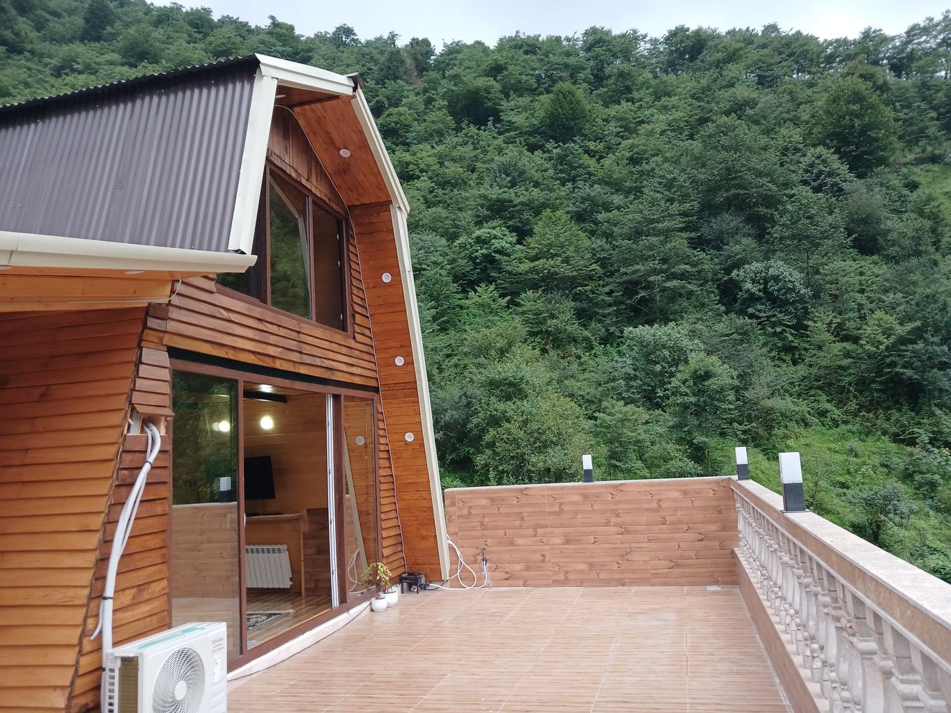 دوخوابه سوئیسی لفور