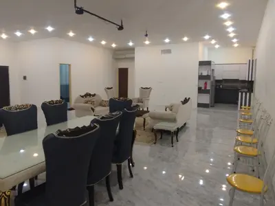 ویلا دوخوابه استخر آبگرم کردان چهارباغ