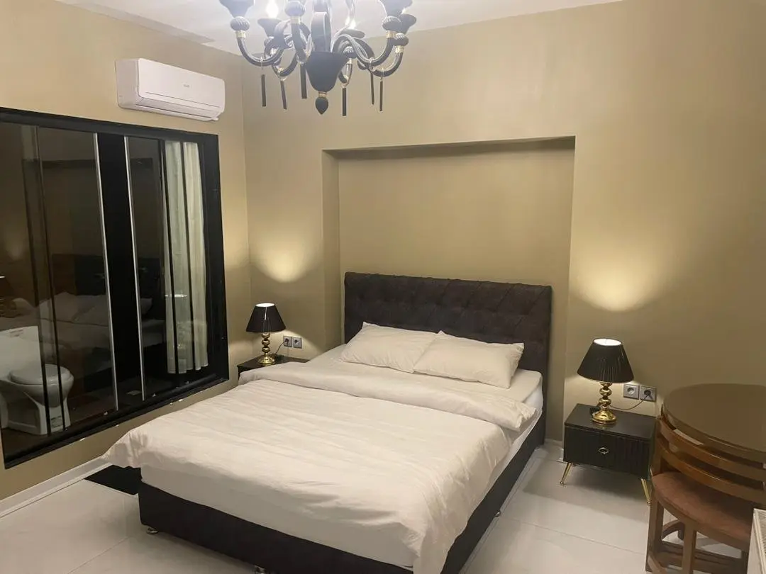 شیرون سیدخندان - واحد 3