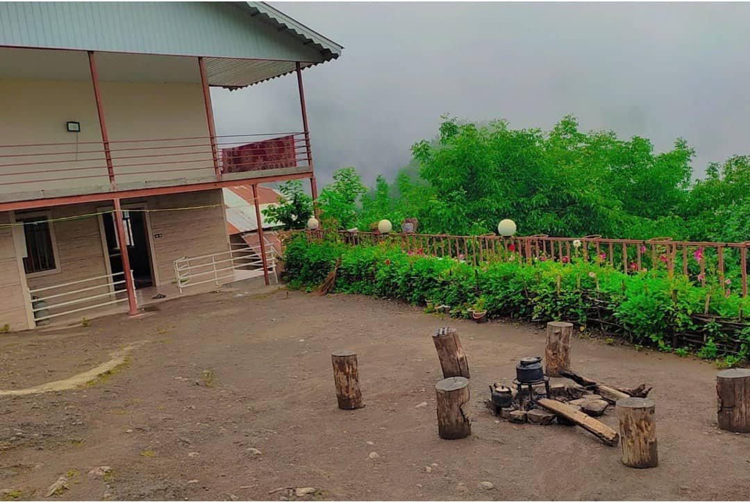 یک خوابه کوهستانی آبشار شیله وشت