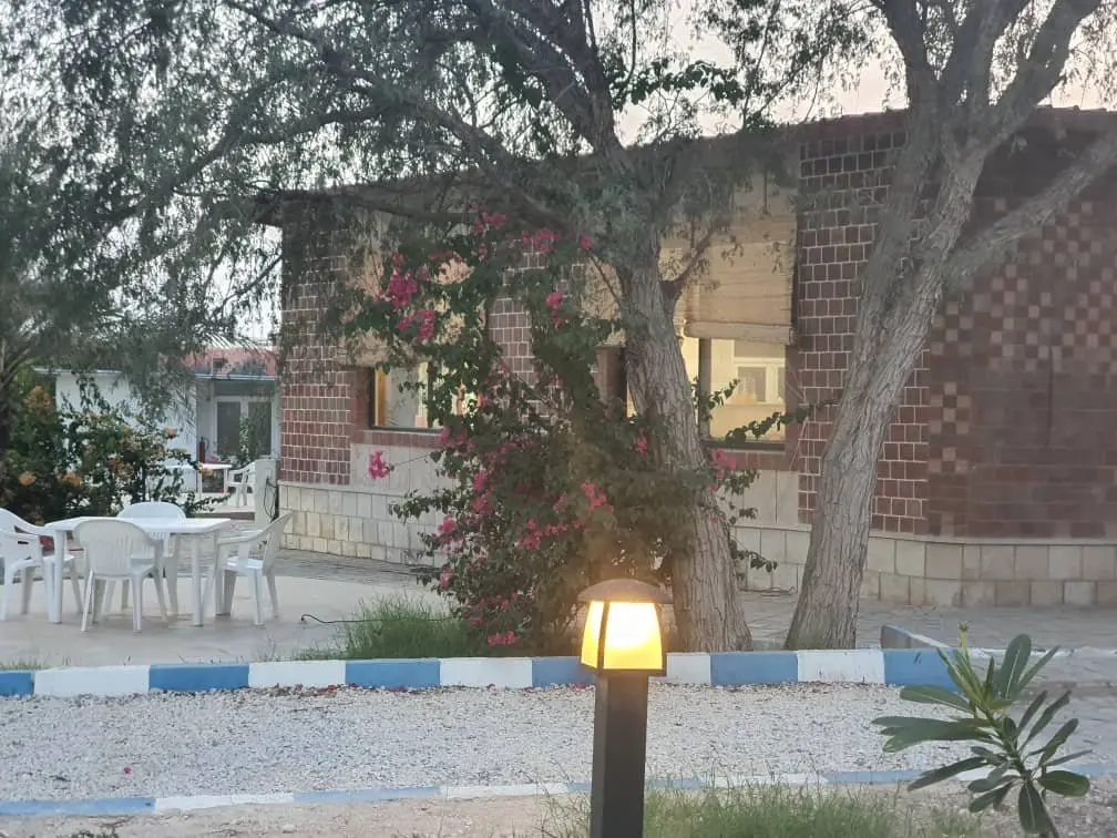 مجتمع اقامتگاهی ارغوان - واحد چهار تخته