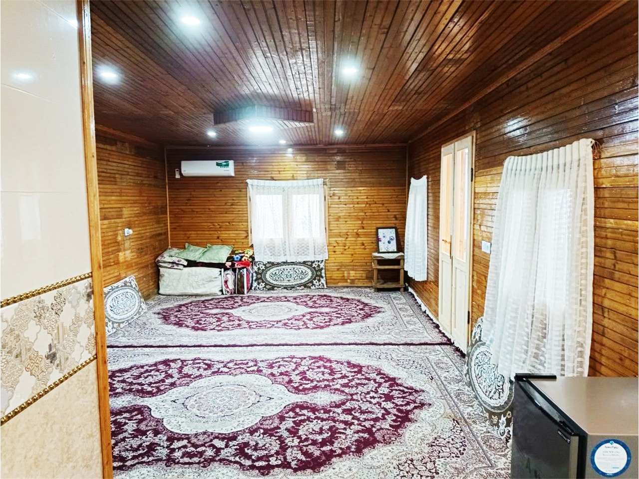 فلت جنگلی باغ گلابی