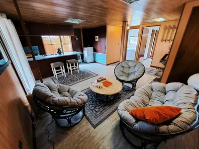 کلبه دوخوابه استخردار آبگرم مزرعه