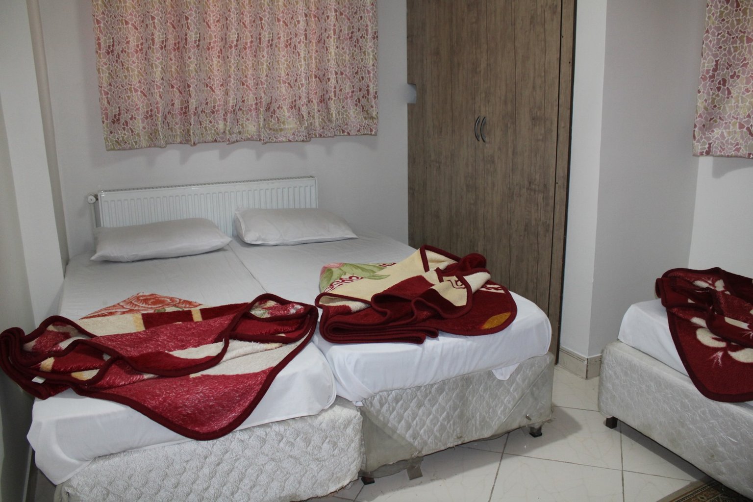 مجتمع اقامتی یک خوابه حمید - واحد ۳۰۳