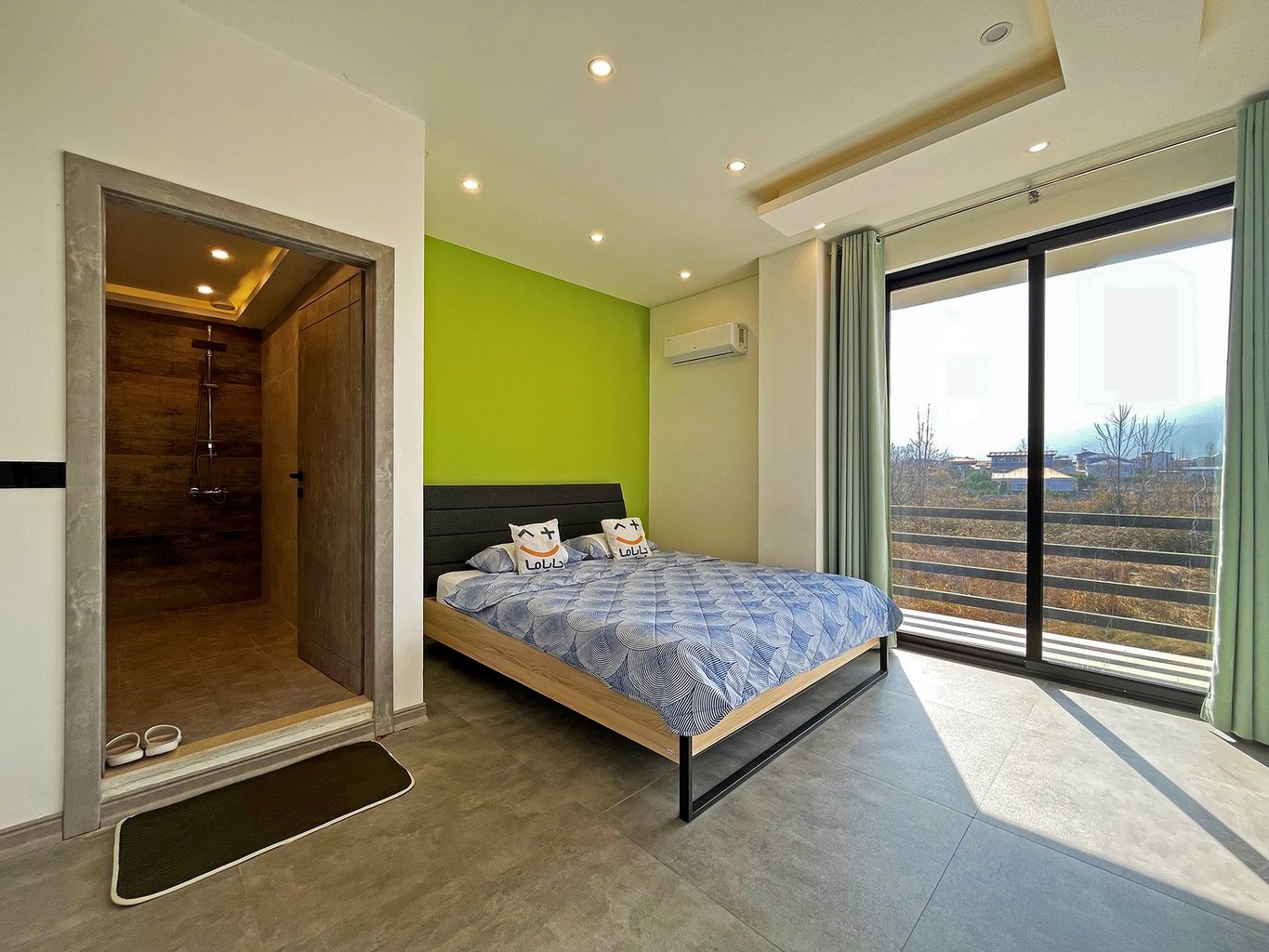 ویلا چهارخوابه استخردار آبگرم دلفان