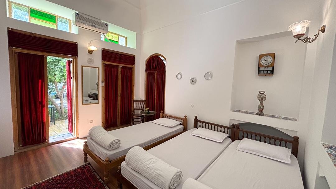 هاستل ماه بی بی - واحد 3