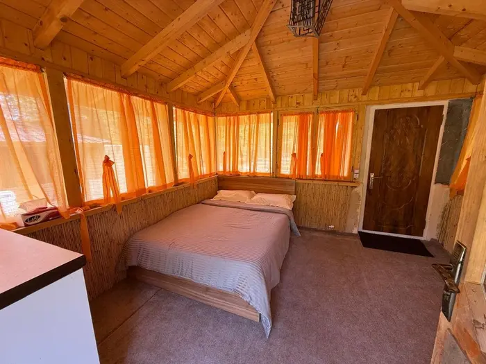 کلبه اکو کمپ سه هزار - واحد اکونومی افرا