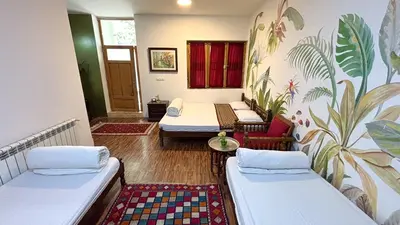 هاستل ماه بی بی - واحد 5