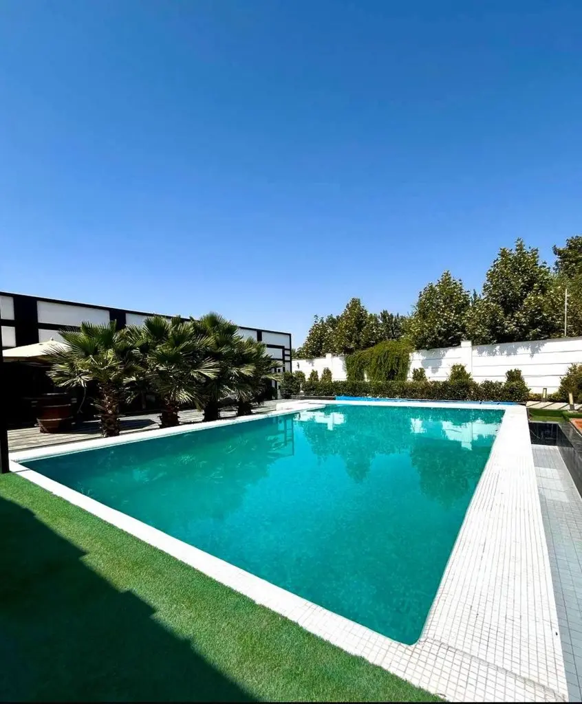 ویلا سه خوابه استخردار آبگرم گالاپاگوس