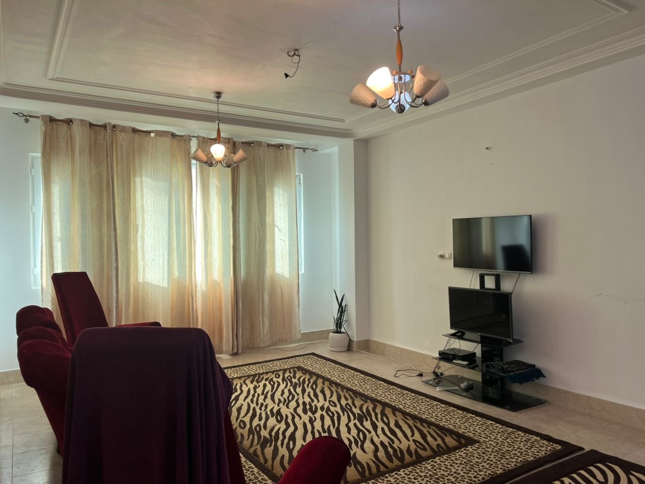 آپارتمان دوخوابه سام و زال نرگس