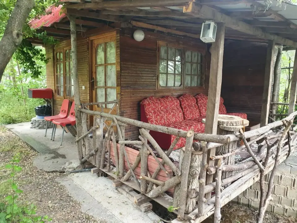 بوم گردی باغ بهبهانی - واحد زنبق