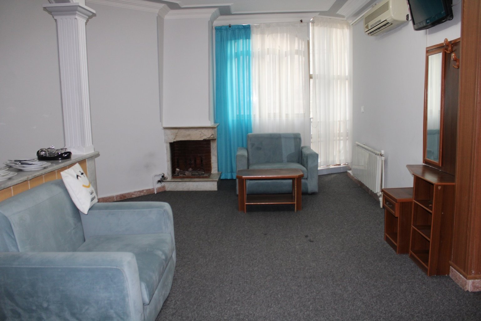 آپارتمان دوخوابه زرین واحد ۴۰۲