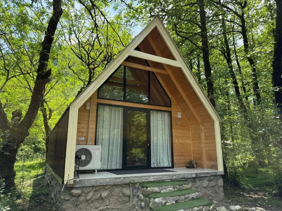 کلبه اکو کمپ سه هزار - واحد سوئیسی دوتخته