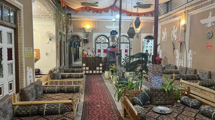 اقامتگاه سنتی باغ میرزا - واحد ۱۰۵ -   