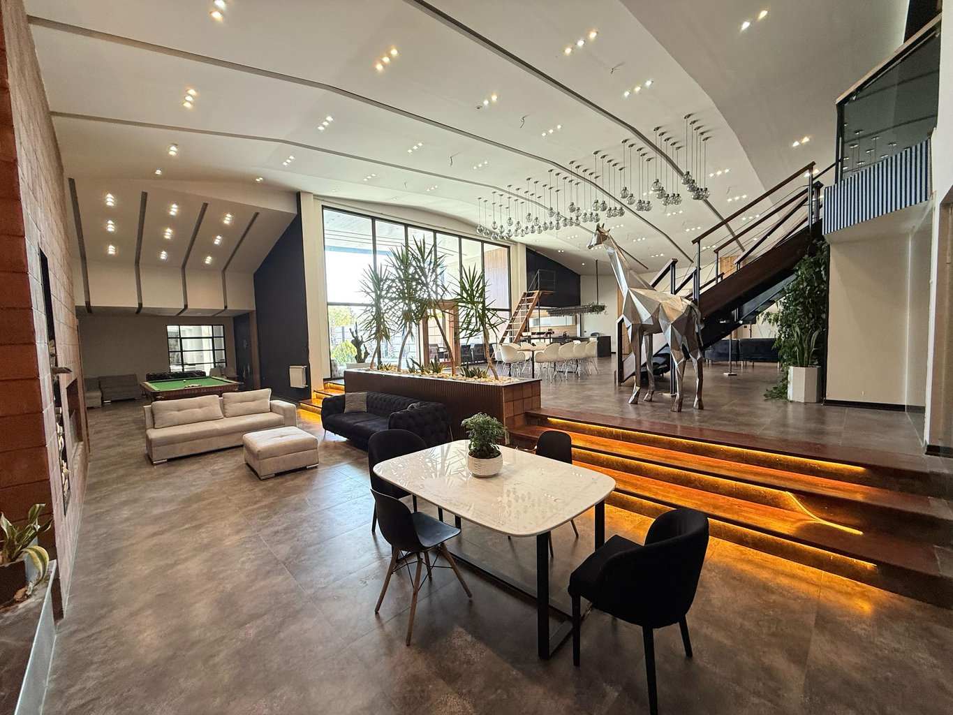 پنج خوابه استخردار آبگرم کاج 25