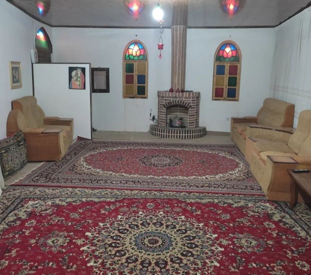 بوم گردی میرزا طاهر - واحد 7