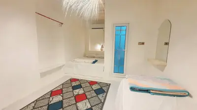 بومگردی مالوک - واحد ۱۰