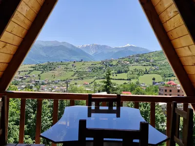 کلبه دوخوابه سوئیسی یعقوبی