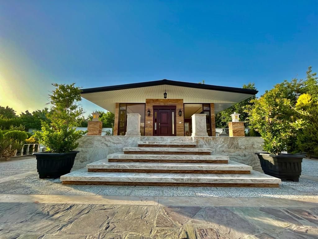 دوخوابه پارمیس