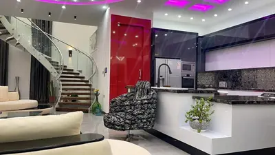 ویلا چهارخوابه دوبلکس استخردار آبگرم بیست پویا