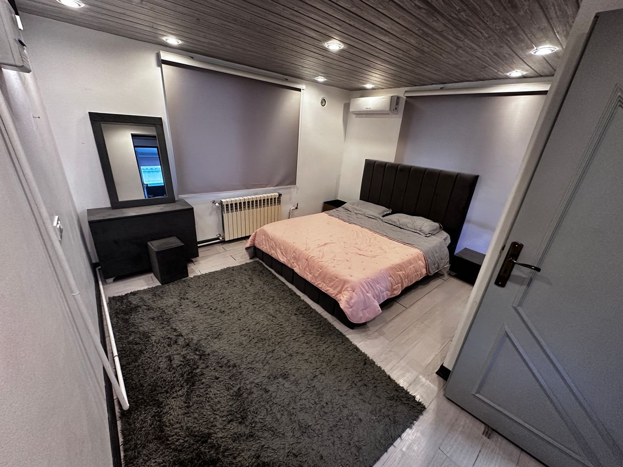 ویلا چهارخوابه باغ گلستان ۲