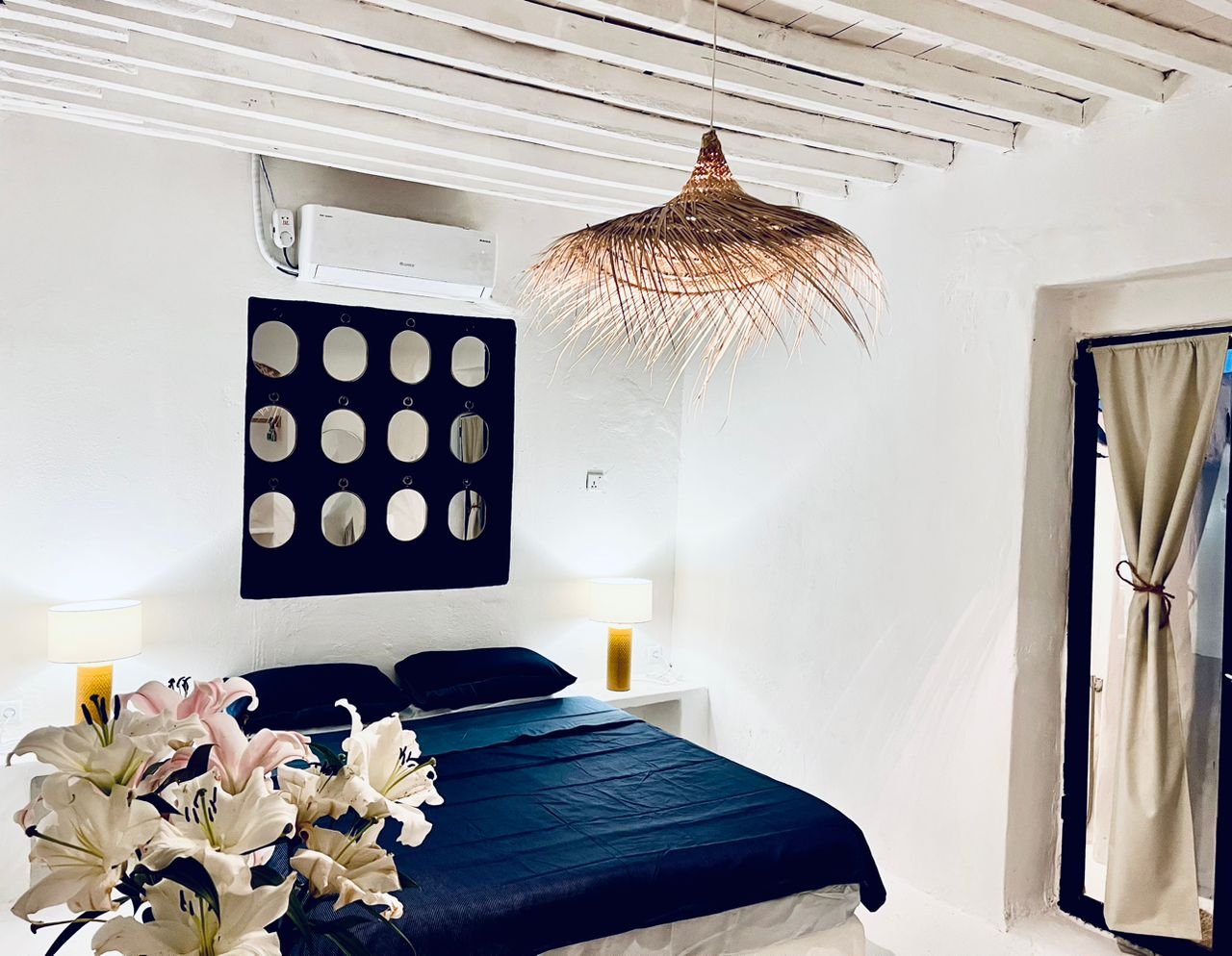 خونمون - واحد ما