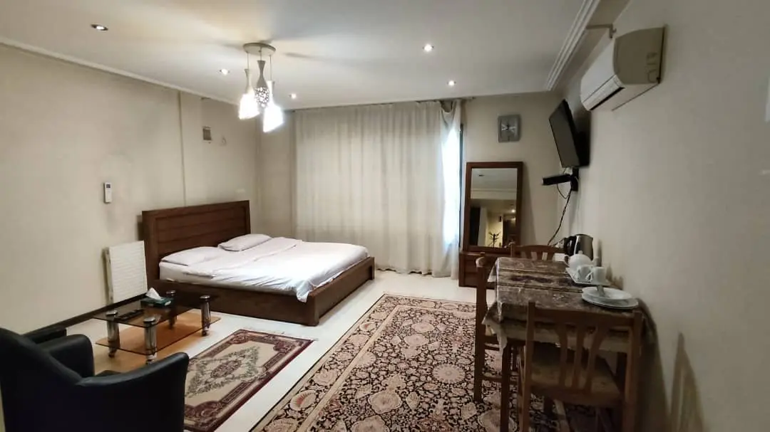 سوئیت فلت ملازم