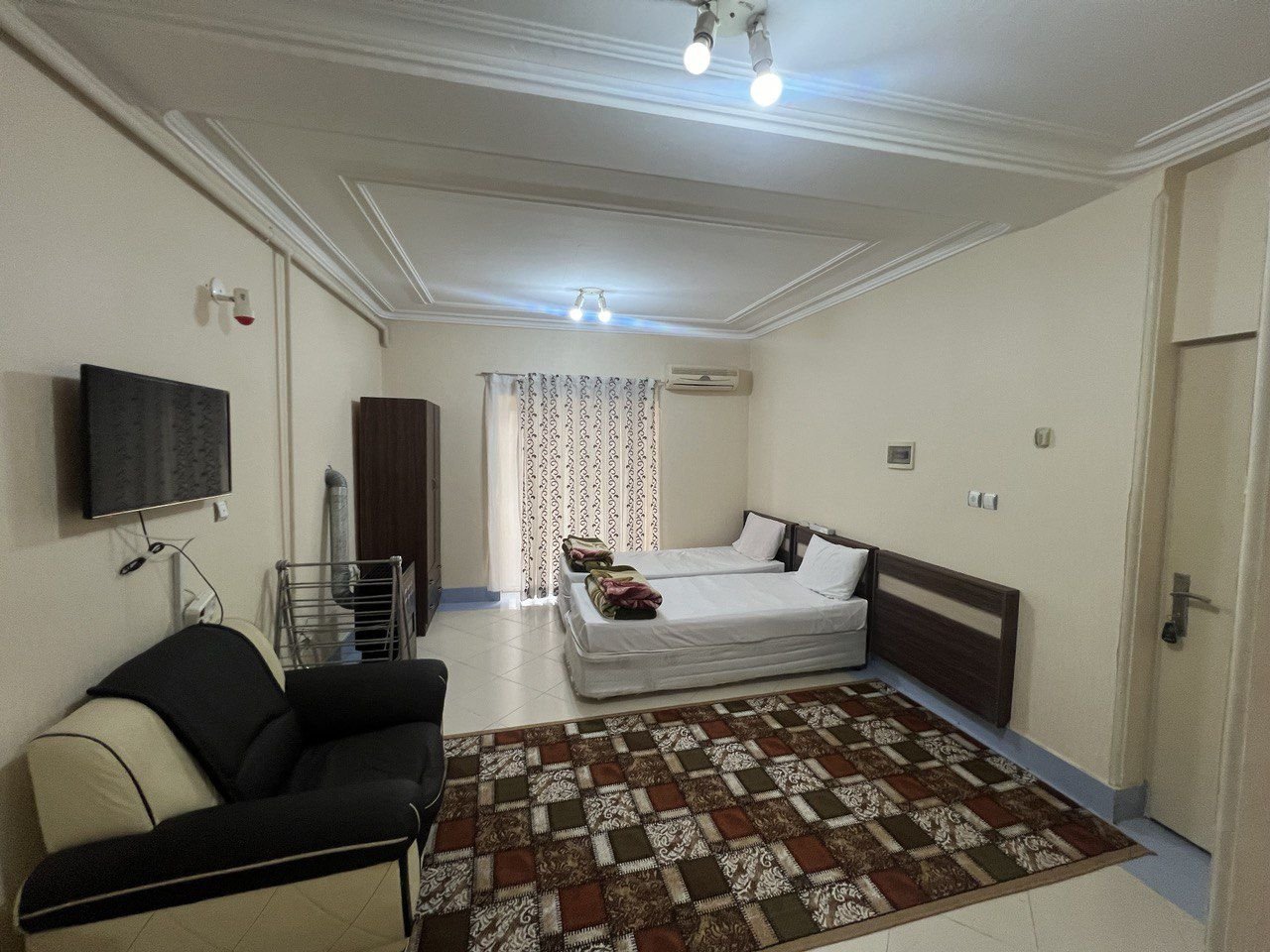 مجتمع اقامتی کوشیار گیلانی - واحد سه تخته