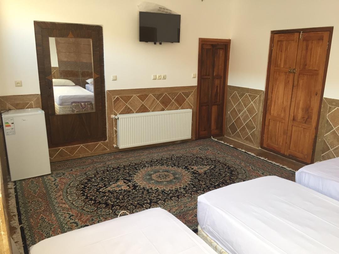 بومگردی کوچه حنا - واحد ۱۰۳