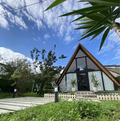 کلبه یک خوابه سوئیسی هیون